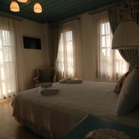 Cunda Fora Hotel Ayvalik Room photo