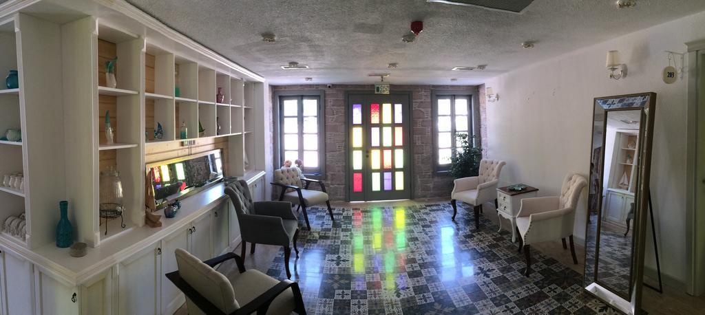 Cunda Fora Hotel Ayvalik Exterior photo